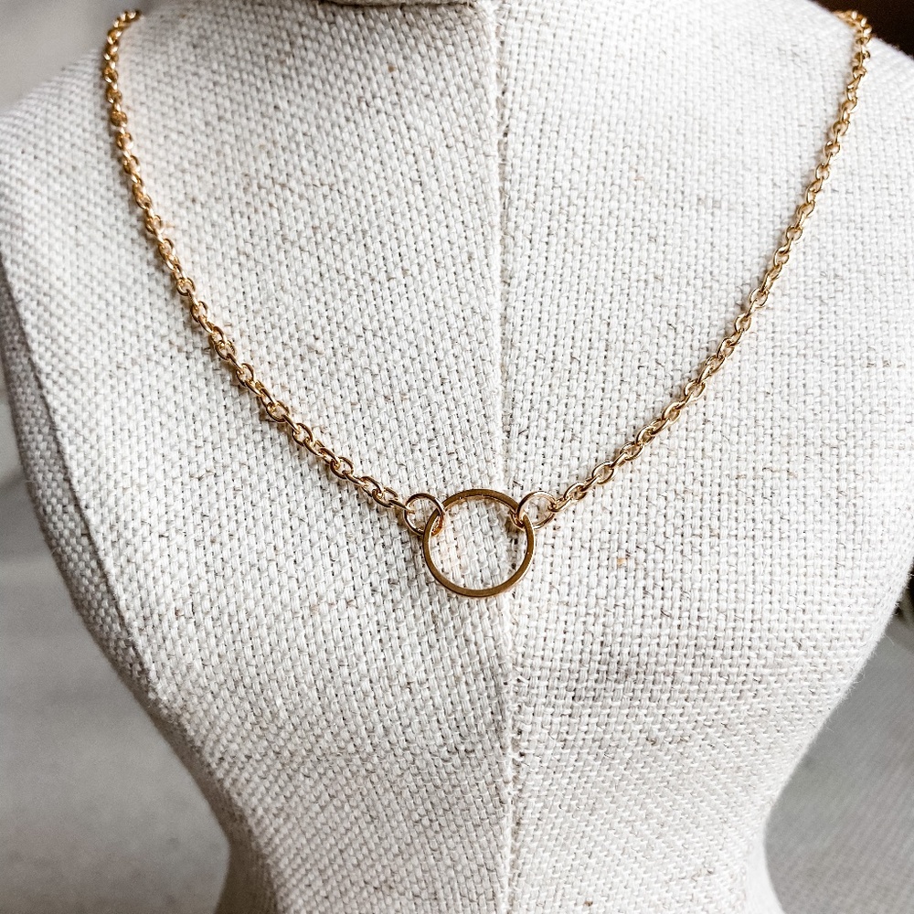 ⭐️Circle Pendant Necklace
